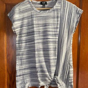 6/$20 - Jones New York Tie-Front T-Shirt